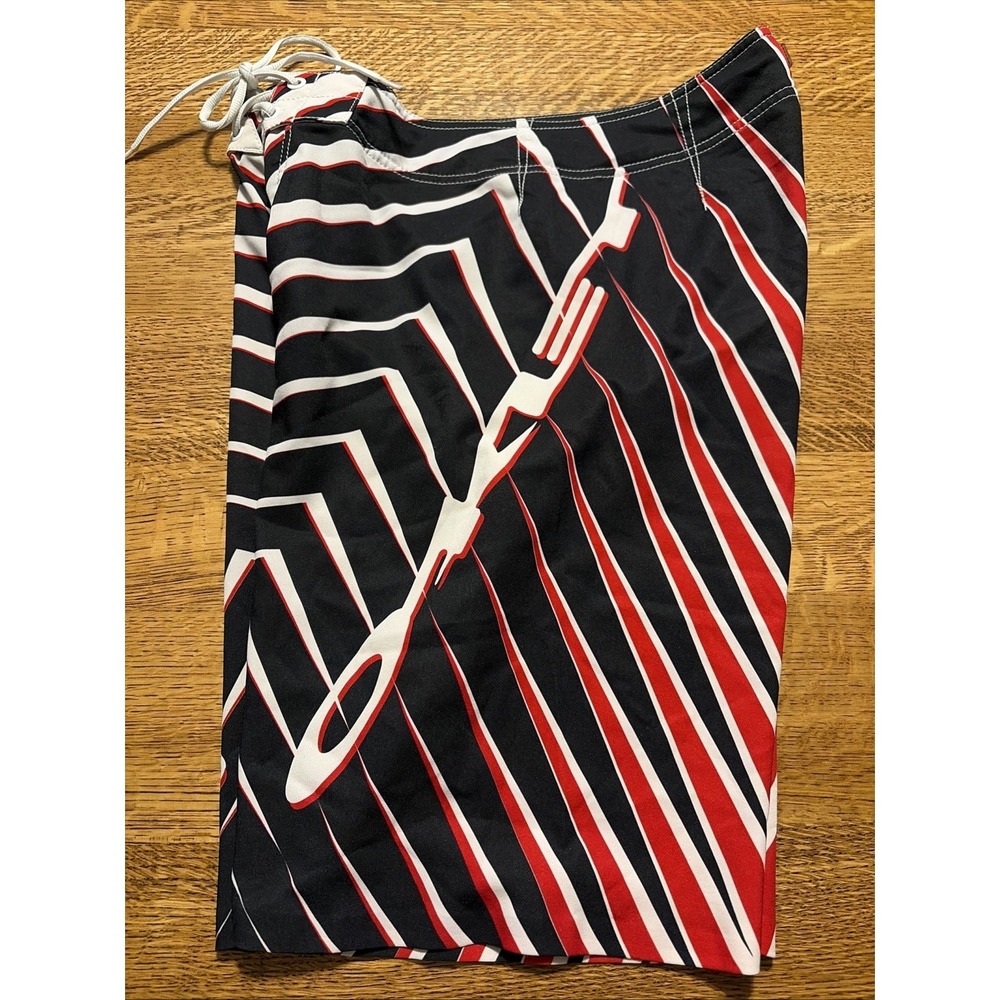 Vintage Oakley Board Shorts Mens Sz 32 Red White And Black